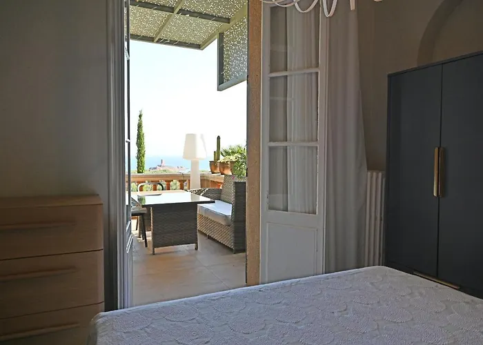 Villa Alfonsa Saint-Raphael (Var)